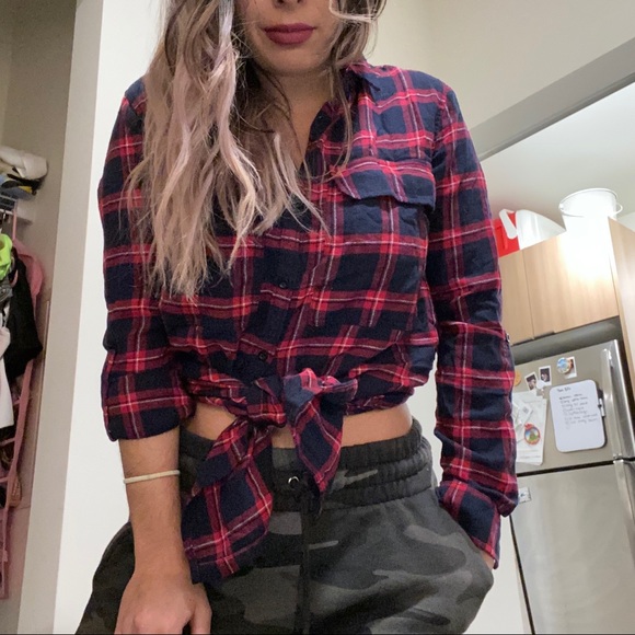 Flannel - Picture 5 of 6